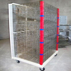 Xe đẩy có giá để chịu nhiệt