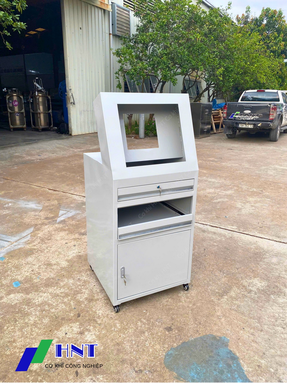 Tủ để máy công nghiệp có khoang màn hình HNT - Ảnh 19