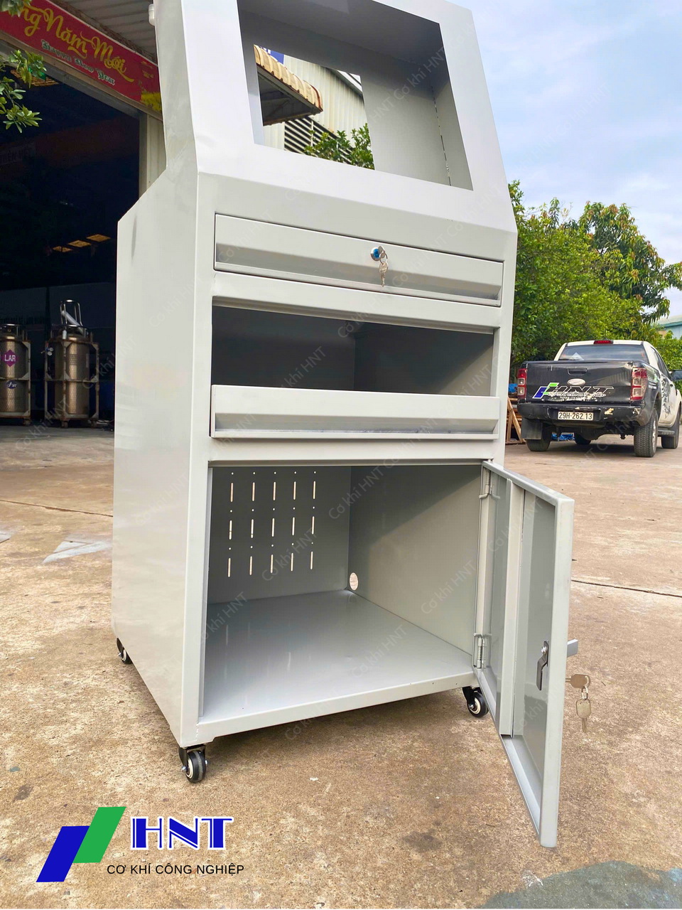 Tủ để máy công nghiệp có khoang màn hình HNT - Ảnh 6
